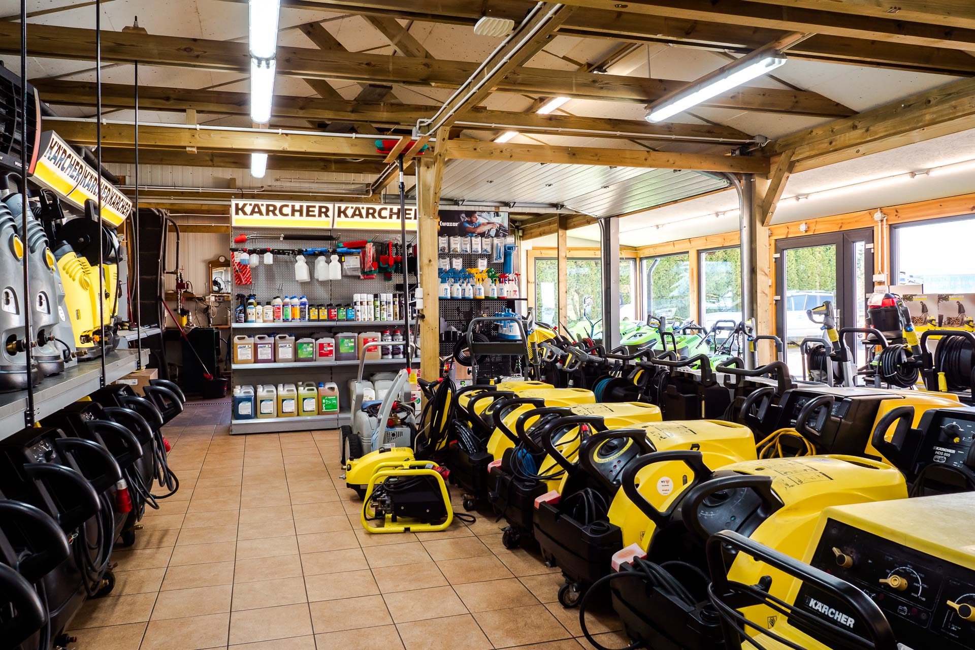 BK TECH – profesjonalne urządzenia czyszczące